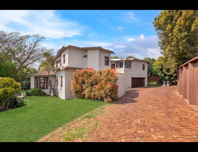 5 BEDROOM HOUSE FOR SALE IN EMMARENTIA
